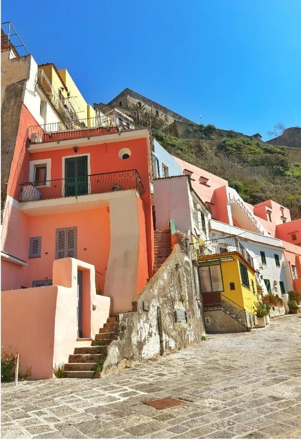 Апартаменты La Casa Azzurra Прочида Экстерьер фото